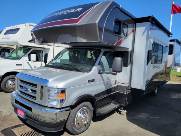 2024 Forest River Sunseeker 2860DS - Image 2