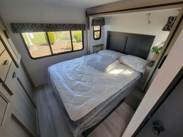 2024 Forest River Sunseeker 2860DS - Image 11