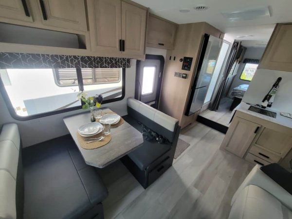 2024 Forest River Sunseeker 2860DS - Image 7