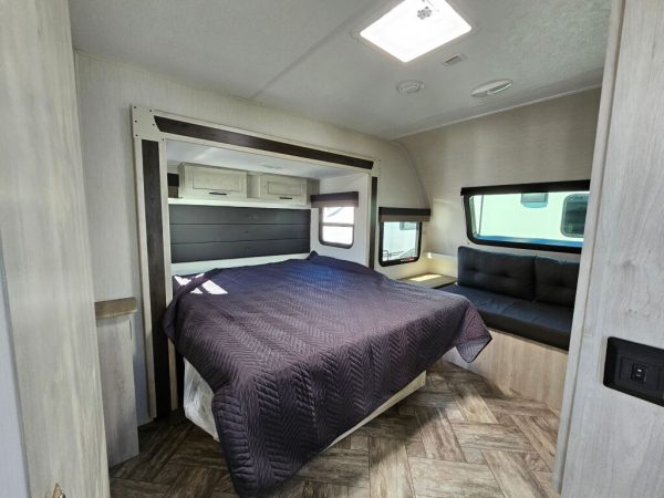 2024 Forest River Wildcat 310RKX - Image 16