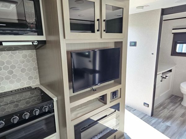 2024 Jayco Jay Feather 22RB - Image 12