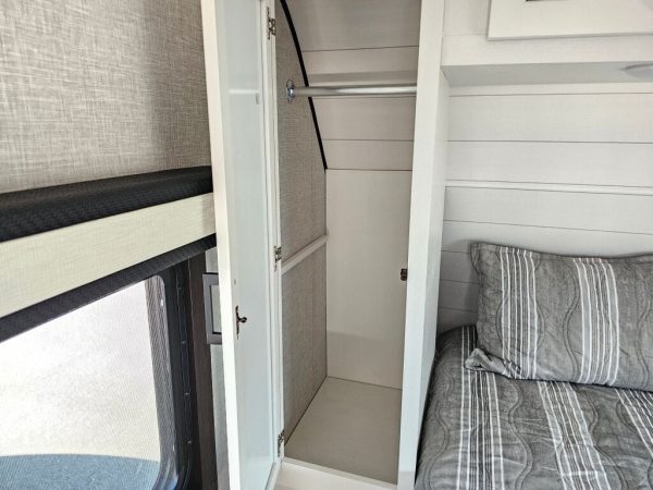 2024 Jayco Jay Feather 22RB - Image 25