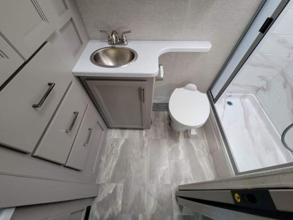 2024 Thor Motor Coach Quantum LC25 - Image 11