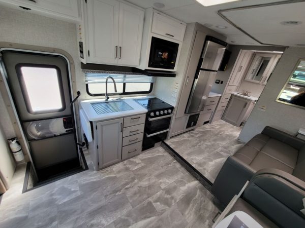 2024 Thor Motor Coach Quantum LC25 - Image 8