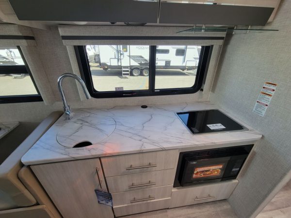 2024 Thor Motor Coach Vegas 24.3 - Image 14