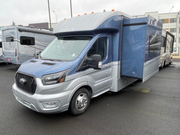 2024 Tiffin Motorhomes Midas 24MT - Image 2
