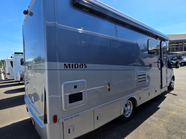 2024 Tiffin Motorhomes Mida 24MT - Image 4