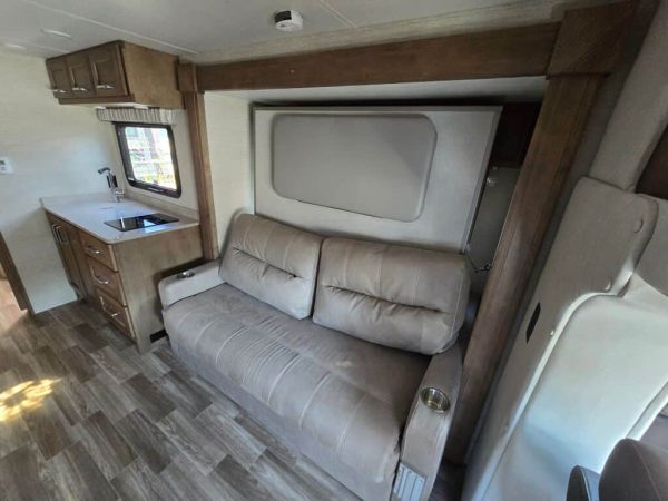 2024 Tiffin Motorhomes Mida 24MT - Image 7