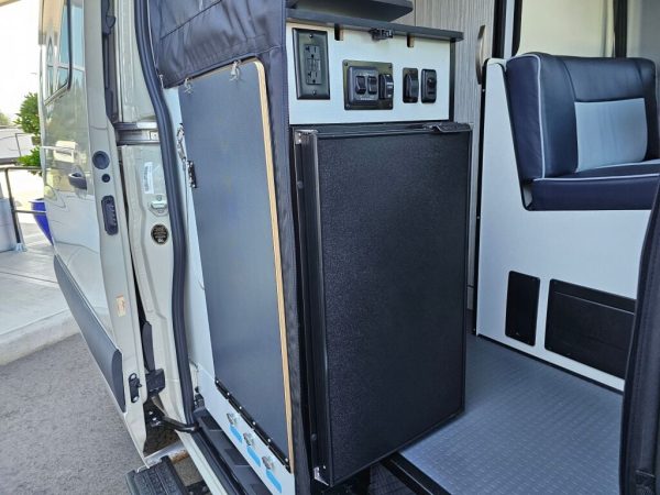 2024 Winnebago Revel 44E - Image 21