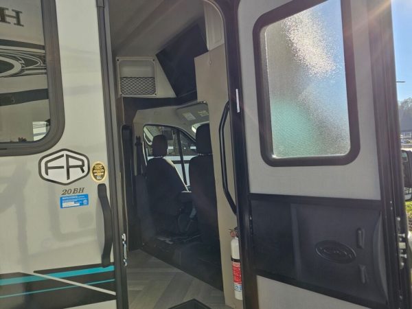 2025 Coachmen Cross Trail EV 20BH - Image 5