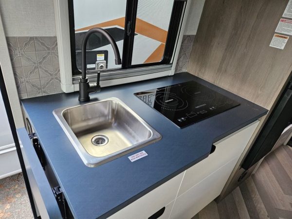 2025 Coachmen Cross Trail EV 20XG - Image 27