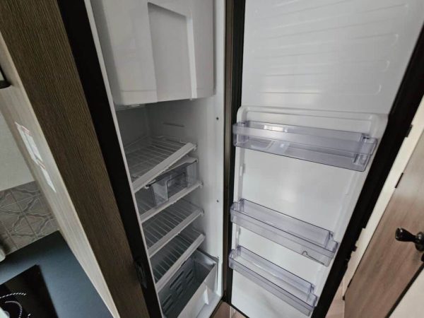2025 Coachmen Cross Trail EV 20XG - Image 20