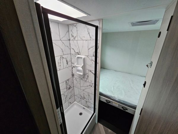 2025 Coachmen Cross Trail EV 20XG - Image 21