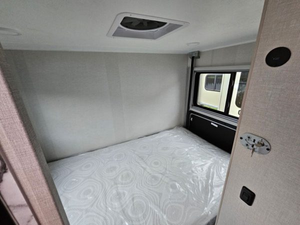 2025 Coachmen Cross Trail EV 20XG - Image 25