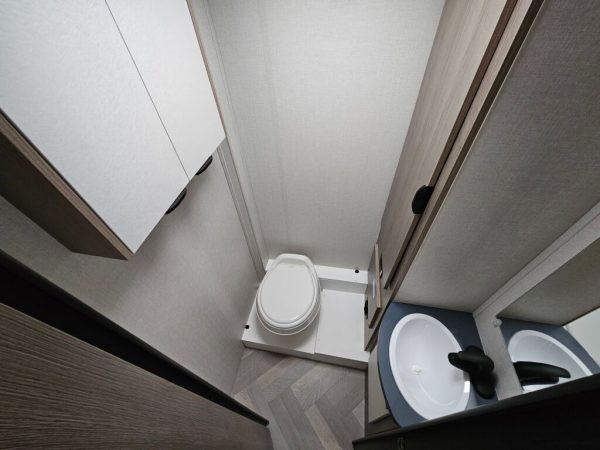 2025 Coachmen Cross Trail EV 20XG - Image 28