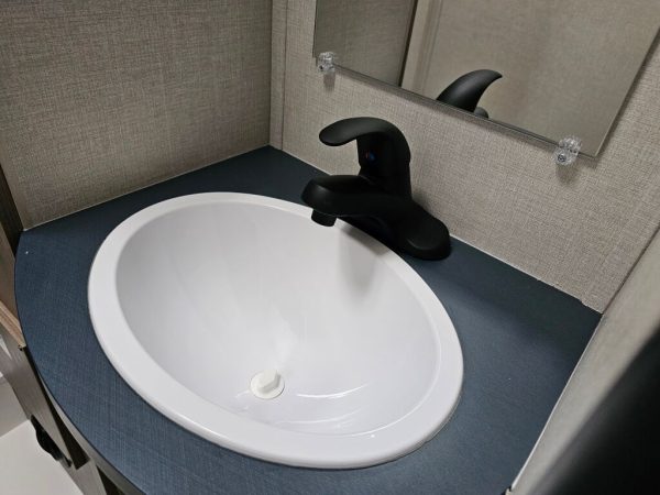2025 Coachmen Cross Trail EV 20XG - Image 29