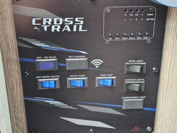 2025 Coachmen Cross Trail EV 20XG - Image 33