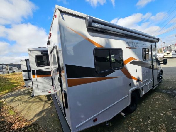 2025 Coachmen Cross Trail EV 21XG - Image 6