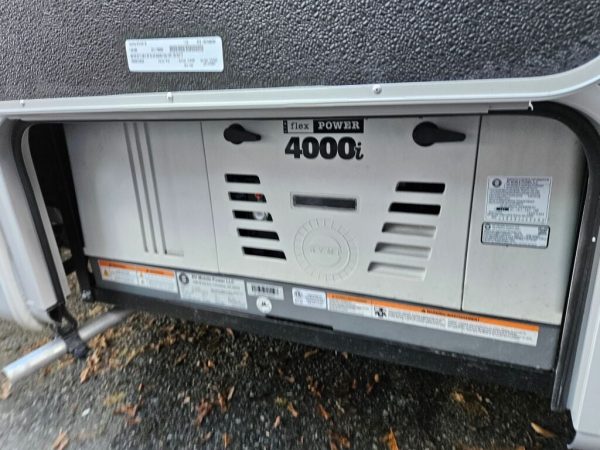 2025 Coachmen Cross Trail EV 21XG - Image 10