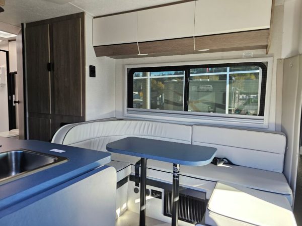 2025 Coachmen Cross Trail EV 21XG - Image 11