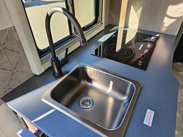 2025 Coachmen Cross Trail EV 21XG - Image 26