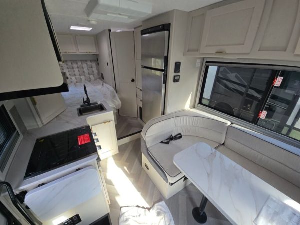 2025 Coachmen Cross Trail XL 20CB - Image 7