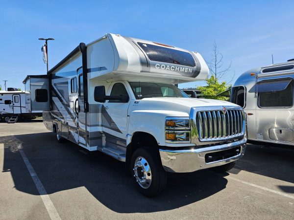 2025 Coachmen Entourage 340BH - Image 42