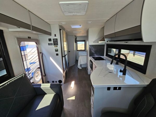 2025 Coachmen Euro 25EU - Image 10