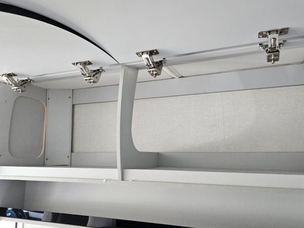2025 Coachmen Euro 25LE - Image 20