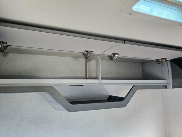 2025 Coachmen Euro 25LE - Image 25