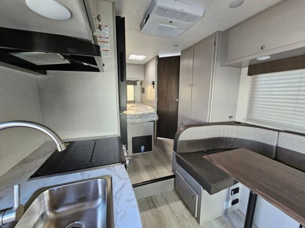 2025 Coachmen Freelander 21QSS - Image 6