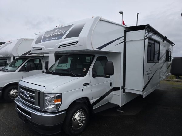 2025 Coachmen Freelander 23FS - Image 3
