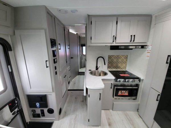 2025 Coachmen Freelander 26DS - Image 13