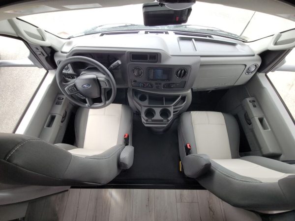 2025 Coachmen Freelander 26DS - Image 10