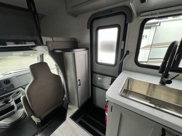 2025 Coachmen Freelander 26MB - Image 22