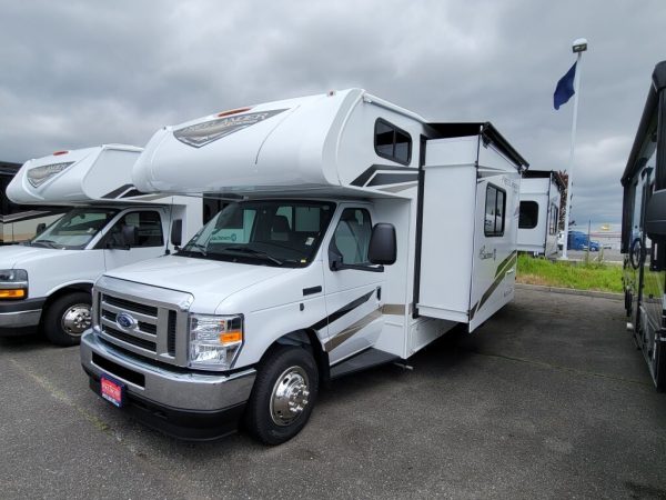 2025 Coachmen Freelander 29KB - Image 2
