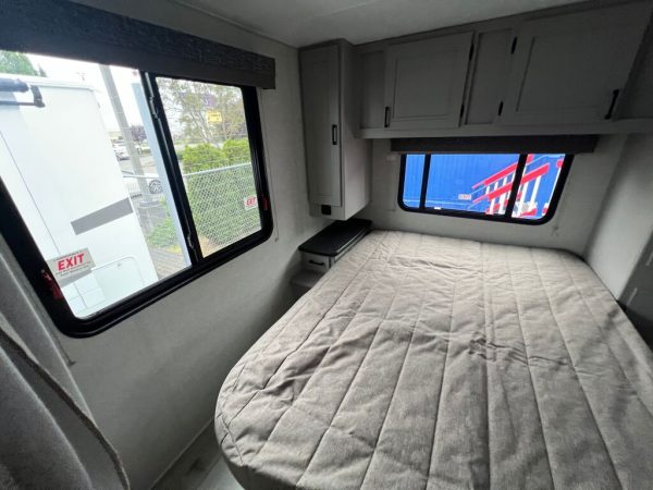2025 Coachmen Freelander 31MB - Image 20