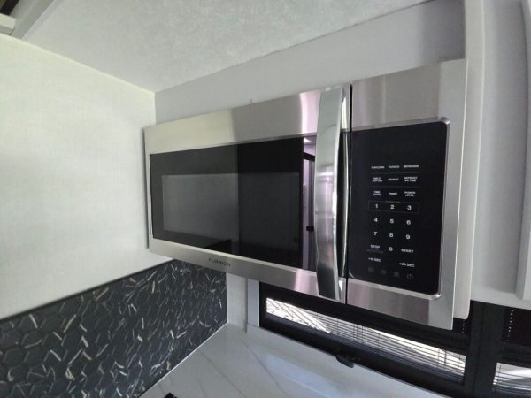 2025 Coachmen Mirada 29FW - Image 19
