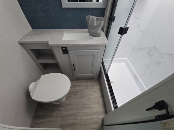 2025 Coachmen Mirada 29FW - Image 20