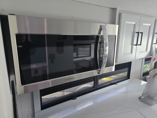 2025 Coachmen Mirada 29FW - Image 28