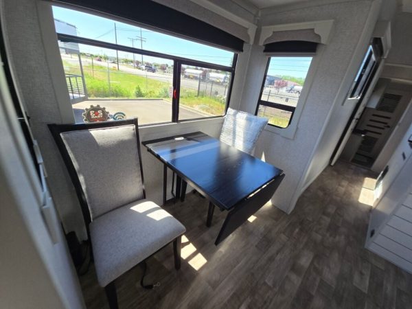 2025 CrossRoads Redwood Regency RW3881FKL - Image 17