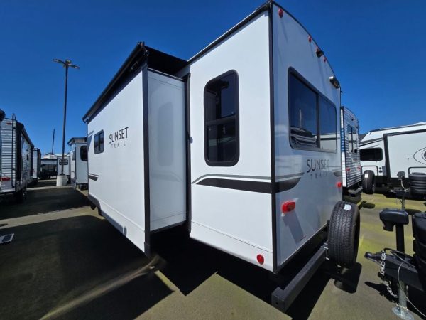 2025 CrossRoads Sunset Trail Super Lite SS330SI - Image 2
