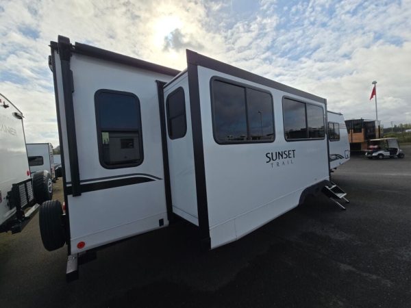 2025 CrossRoads Sunset Trail Super Lite SS330SI - Image 7