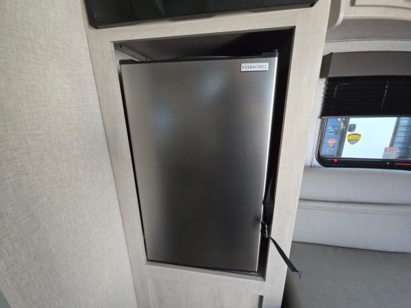 2025 CrossRoads Zinger Lite ZR18RK - Image 12
