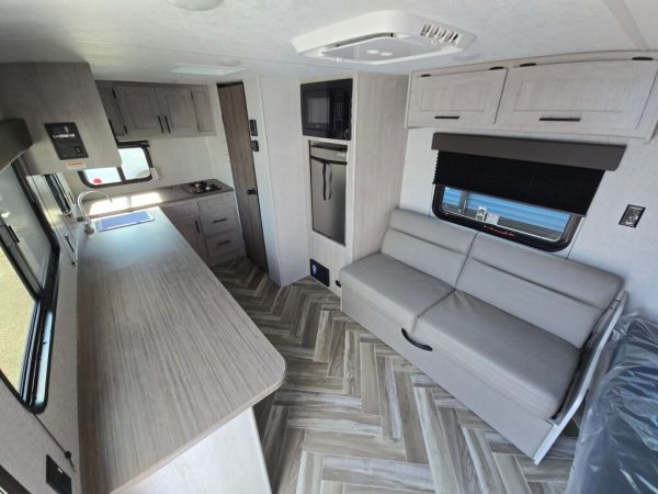 2025 CrossRoads Zinger Lite ZR18RK - Image 6