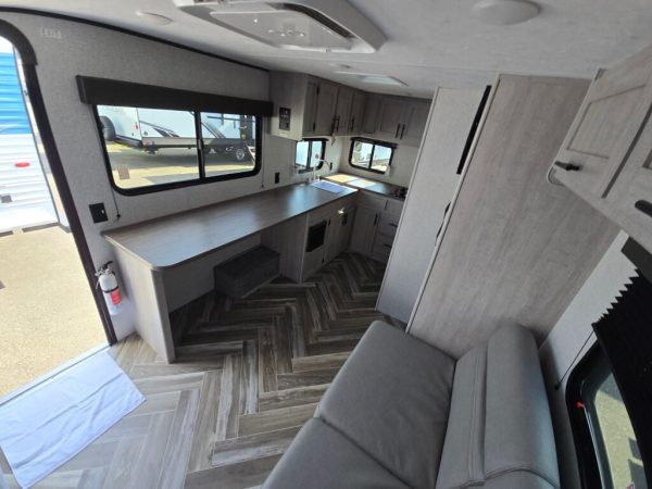 2025 CrossRoads Zinger Lite ZR18RK - Image 7