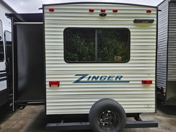 2025 CrossRoads Zinger ZR320FB - Image 5