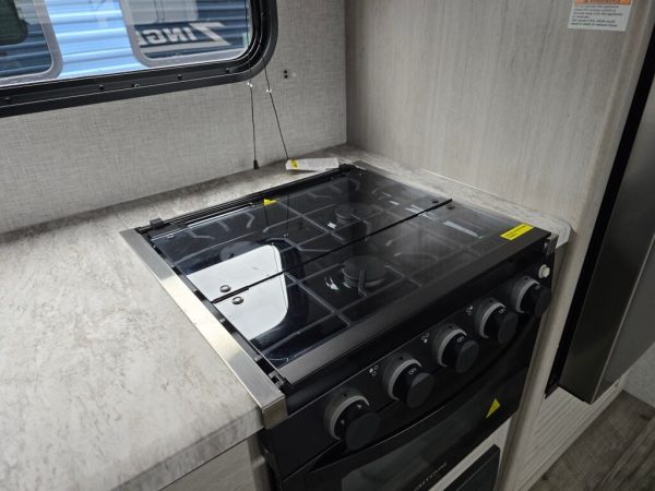2025 CrossRoads Zinger ZR320FB - Image 19