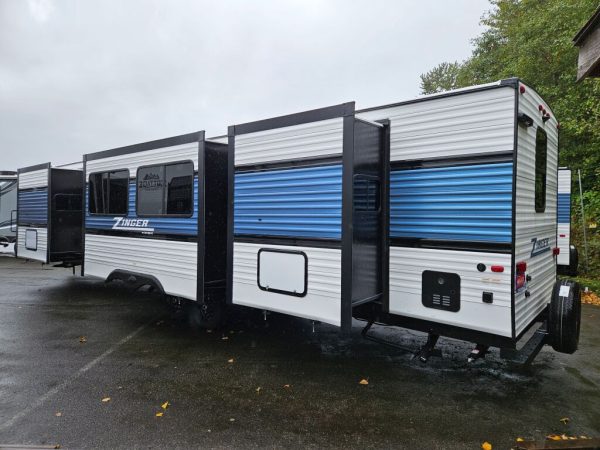 2025 Crossroads Zinger 390DB - Image 3