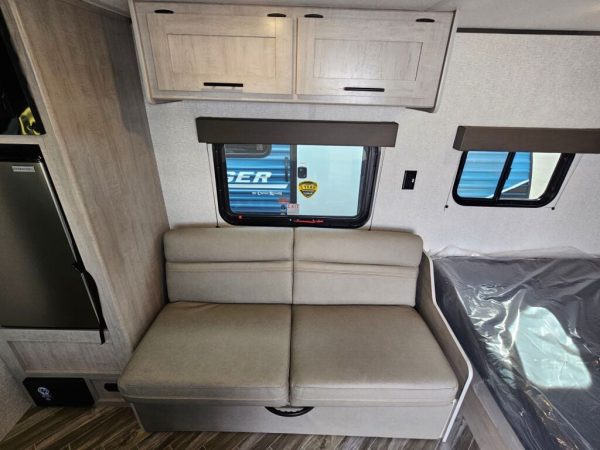 2025 Crossroads Zinger Lite ZR18RK - Image 11
